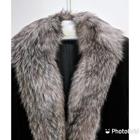 Vintage Sheared Black Muskrat Coat with Fox Trim - Picture 4 of 6